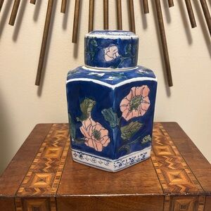 ✨Vintage Asian Floral Lidded Blue White Pink and Green Asian Chinoiserie Decor✨